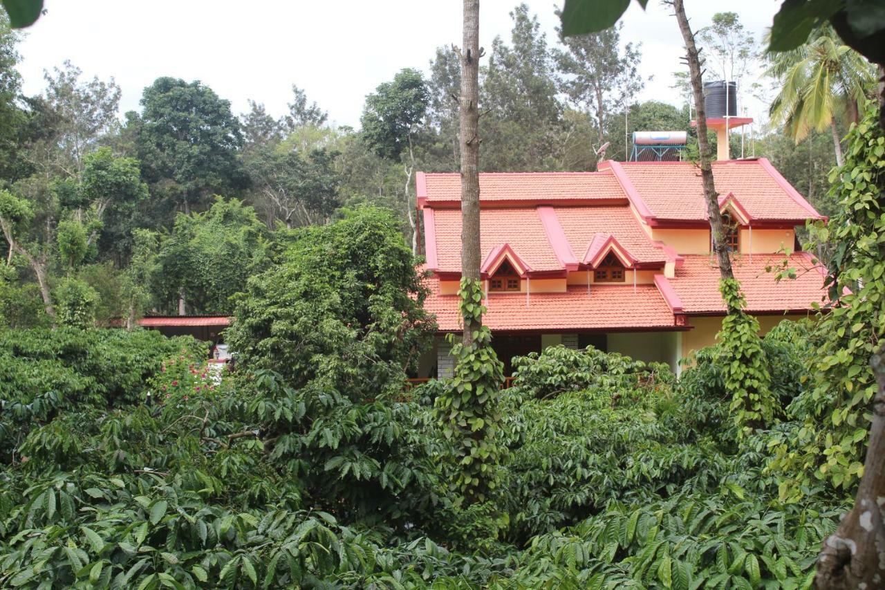 Whistling Woods Farm Stay Kushālnagar Esterno foto